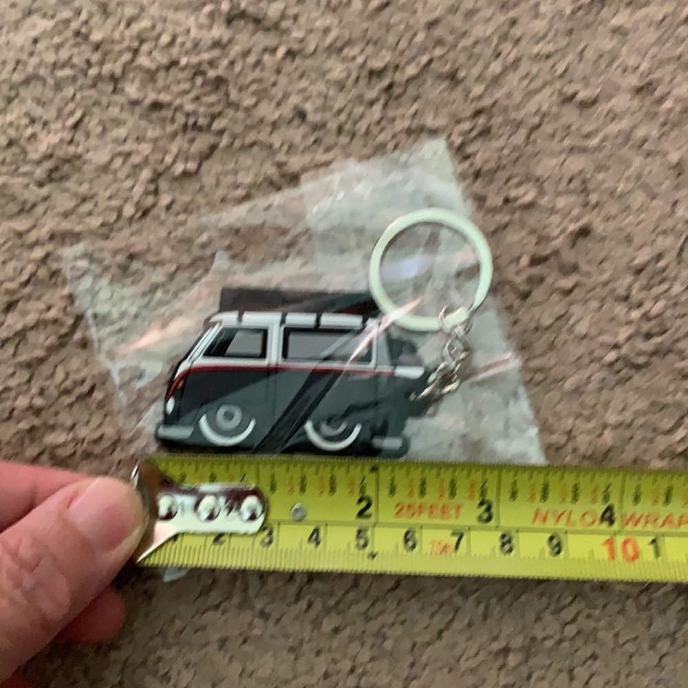 Minivan Keyring - image 2